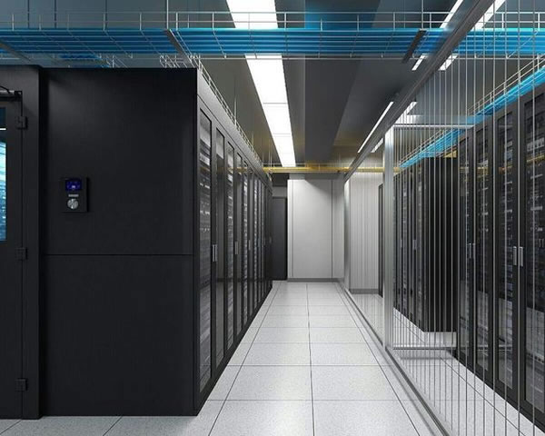 选择美国站群服务器的优势及其对SEO的影响