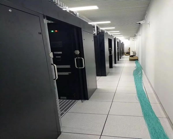 技术人员必读 vps 香港cn2网络路由与流量监控实践